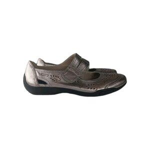 RON HOMMERSON "Chesea" Silver Mary Janes Slim Shoes Womens Size 8